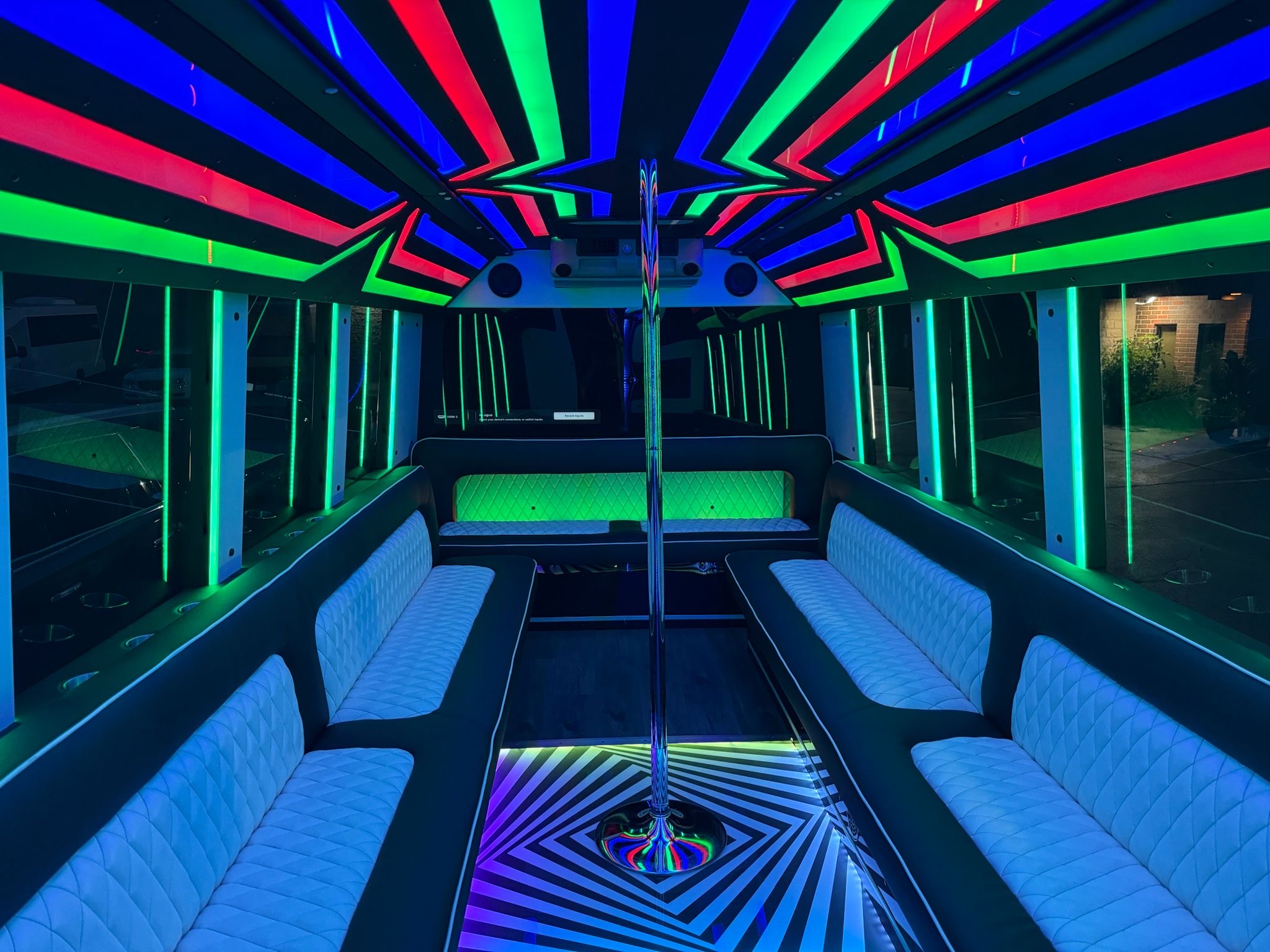Chicago limo bus rental for parties and events